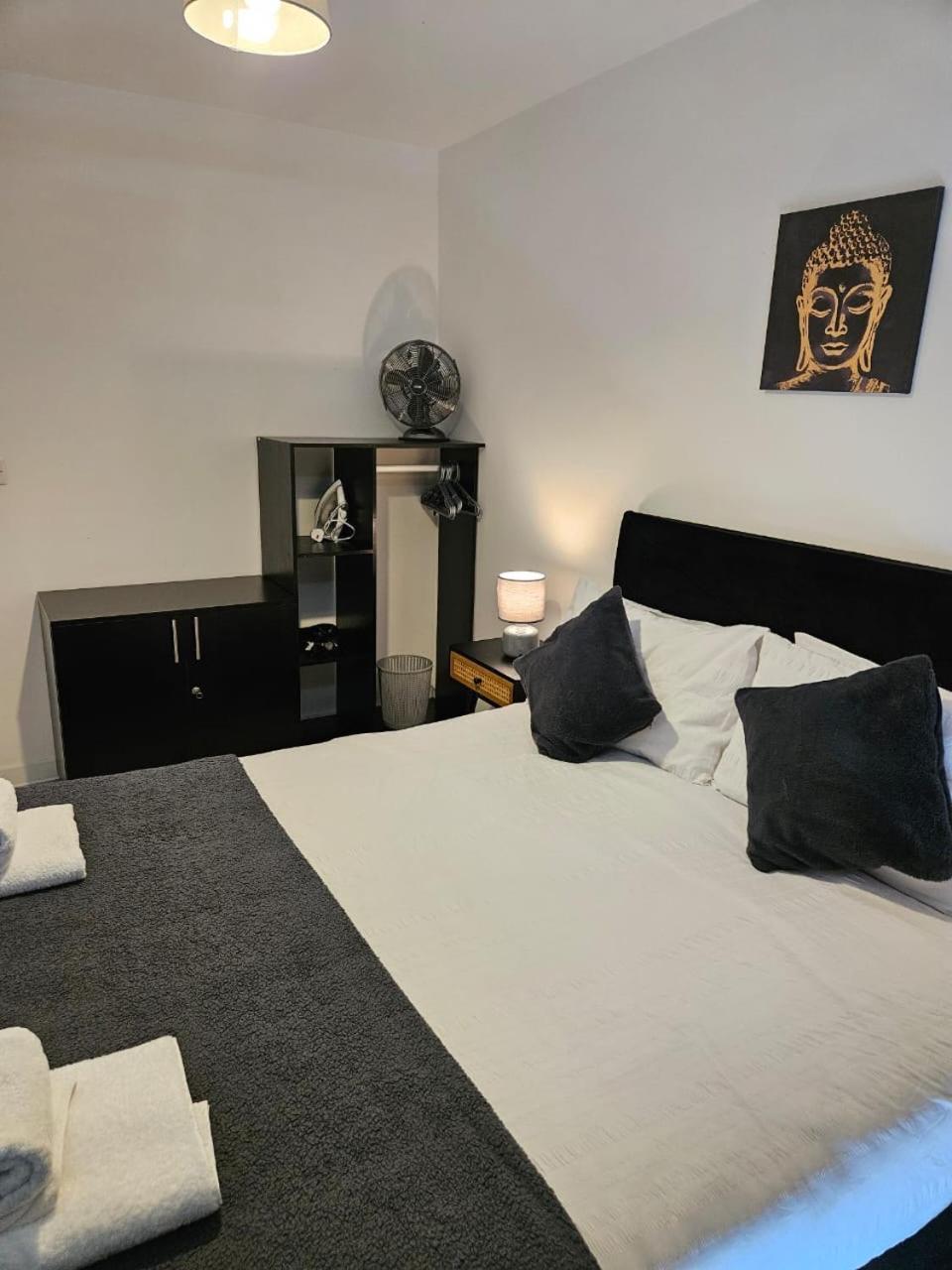 Liverpool Holiday Home 외부 사진
